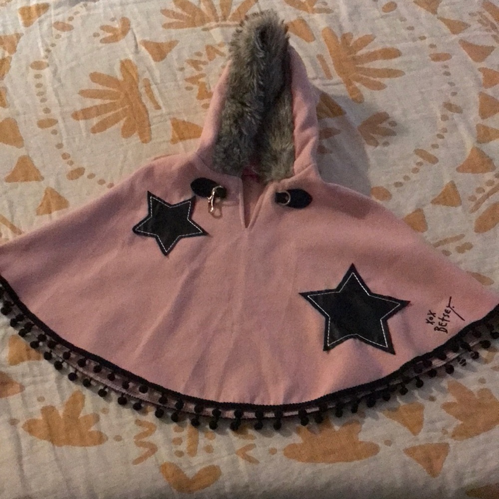 Betsy Johnson Girl pink cape